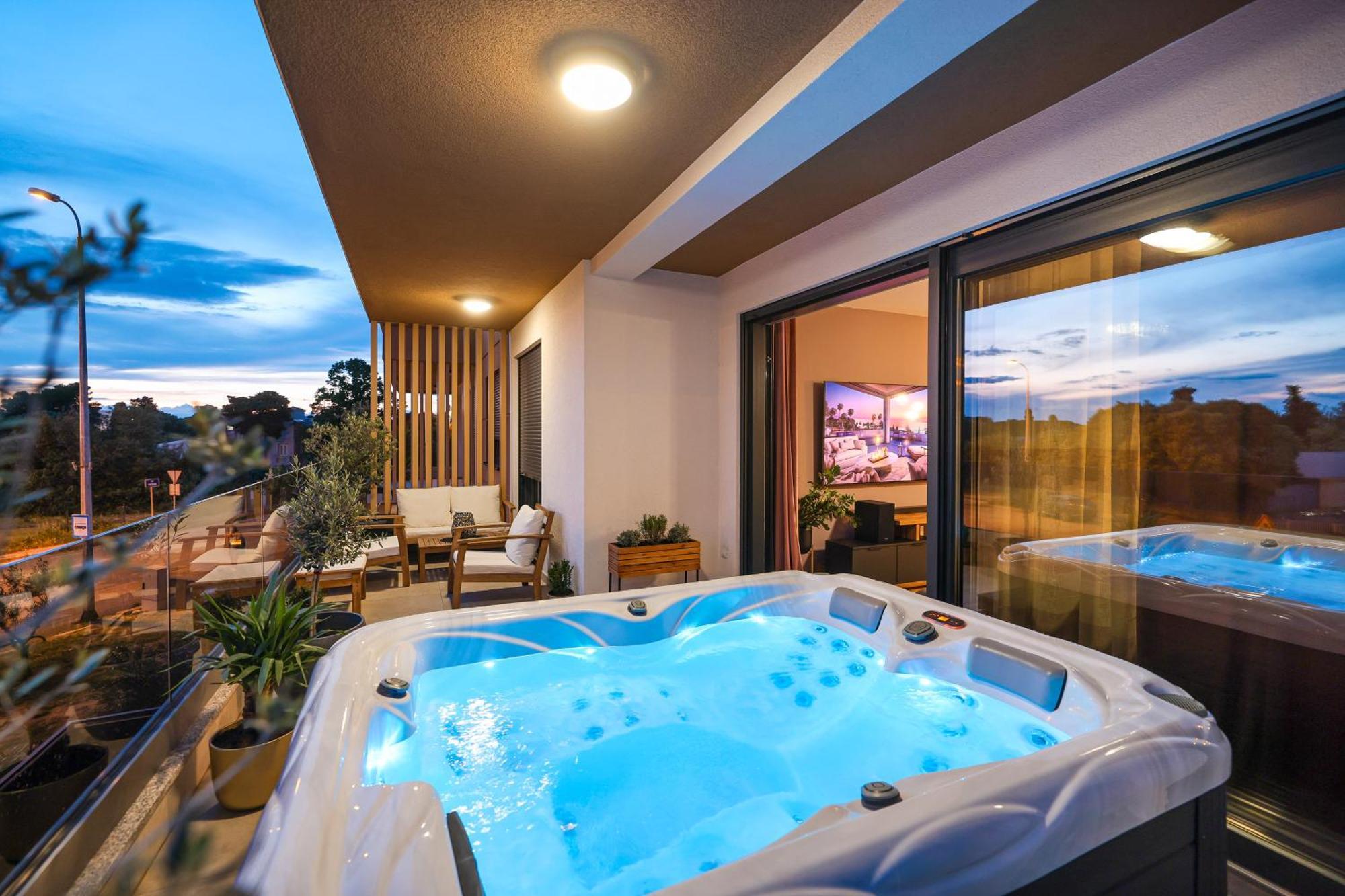 Luma Luxury Apartment With Jacuzzi 자다르 외부 사진