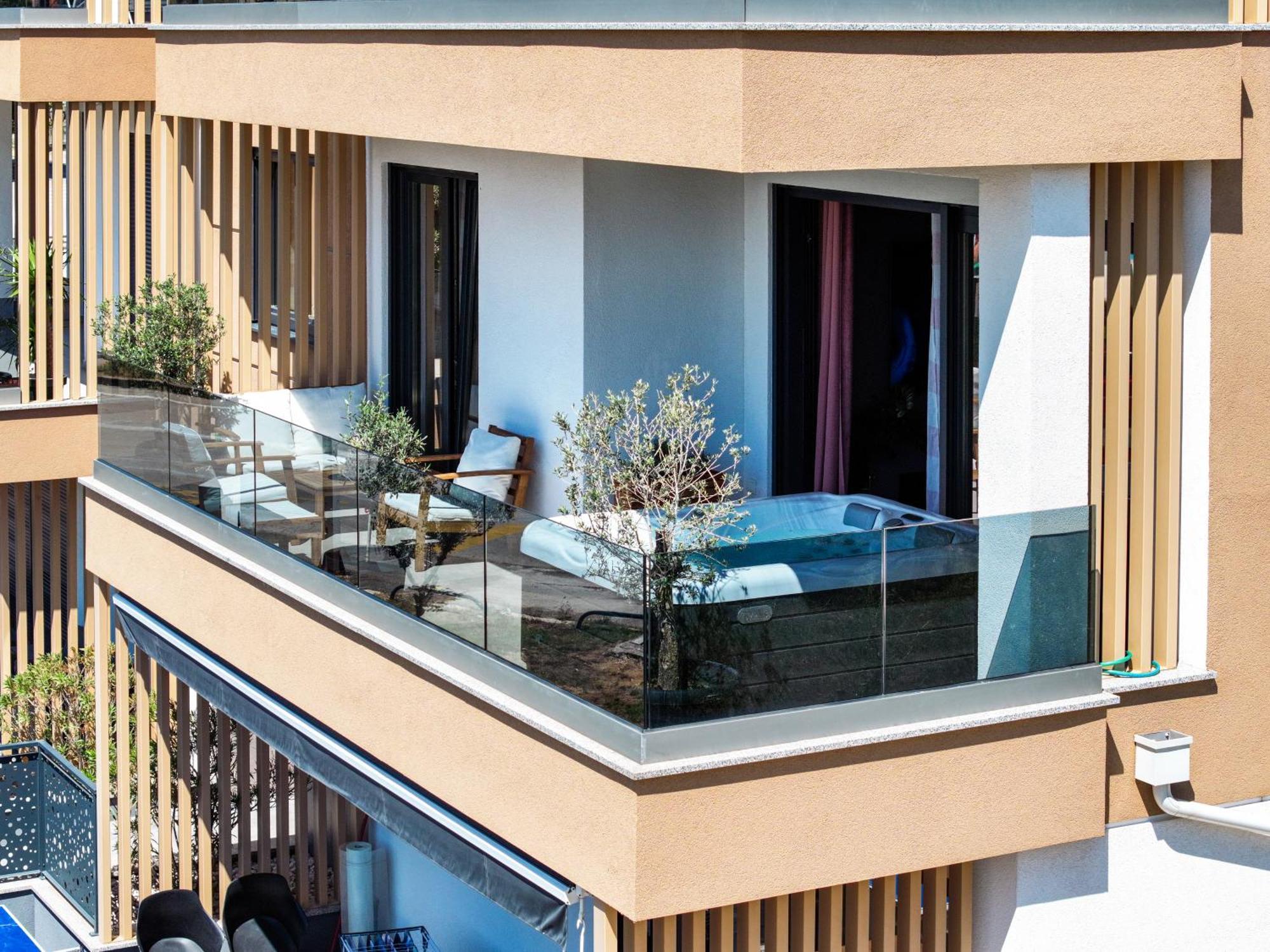 Luma Luxury Apartment With Jacuzzi 자다르 외부 사진