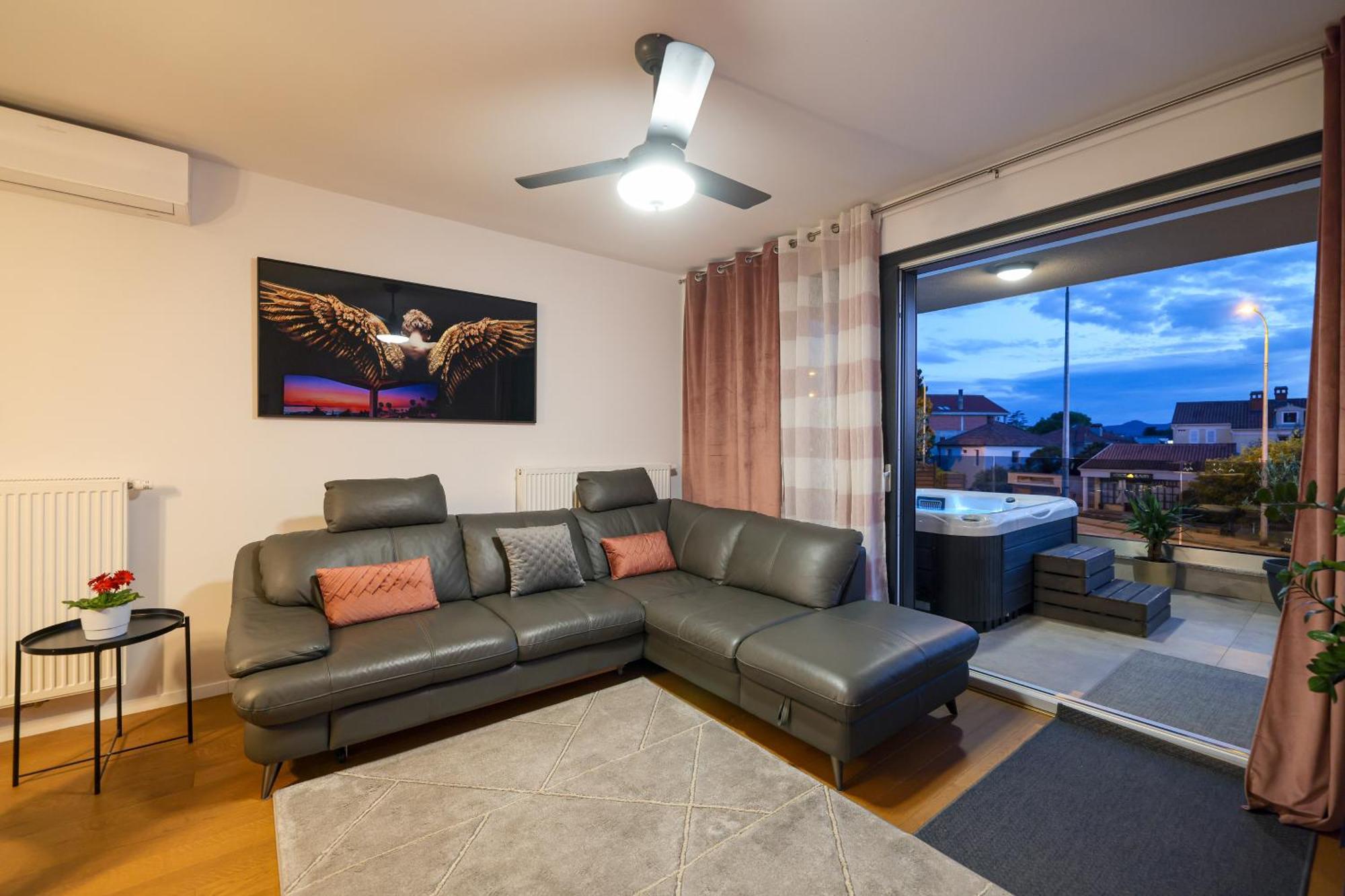 Luma Luxury Apartment With Jacuzzi 자다르 외부 사진