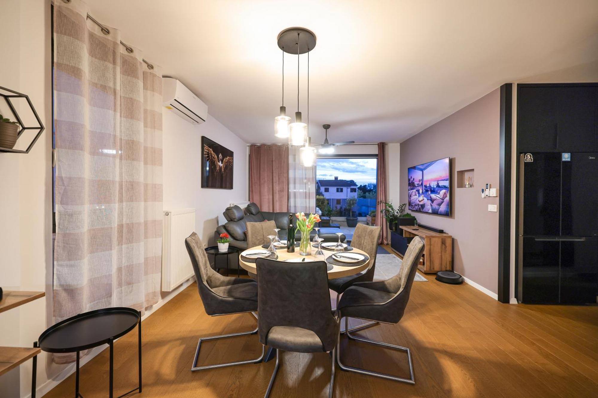 Luma Luxury Apartment With Jacuzzi 자다르 외부 사진